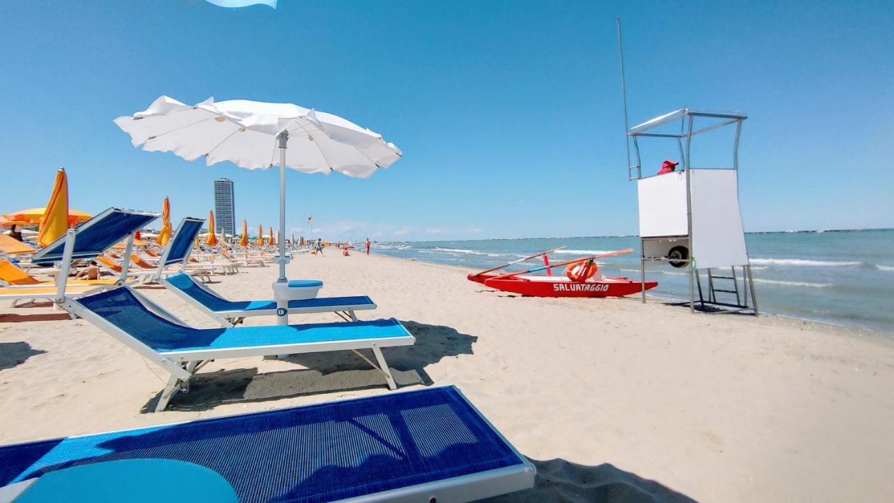 Hotel Rio Beach & Breakfast Cesenatico Exterior photo